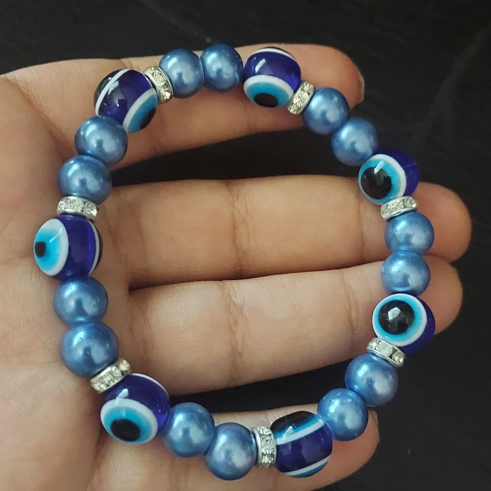 Blue Evil Eye Bracelet - Picture 6 of 8